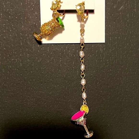 🩷 Betsey Johnson Island Cocktail Mismatched Margaritas Dangle Earrings 🩷 - Picture 7 of 8
